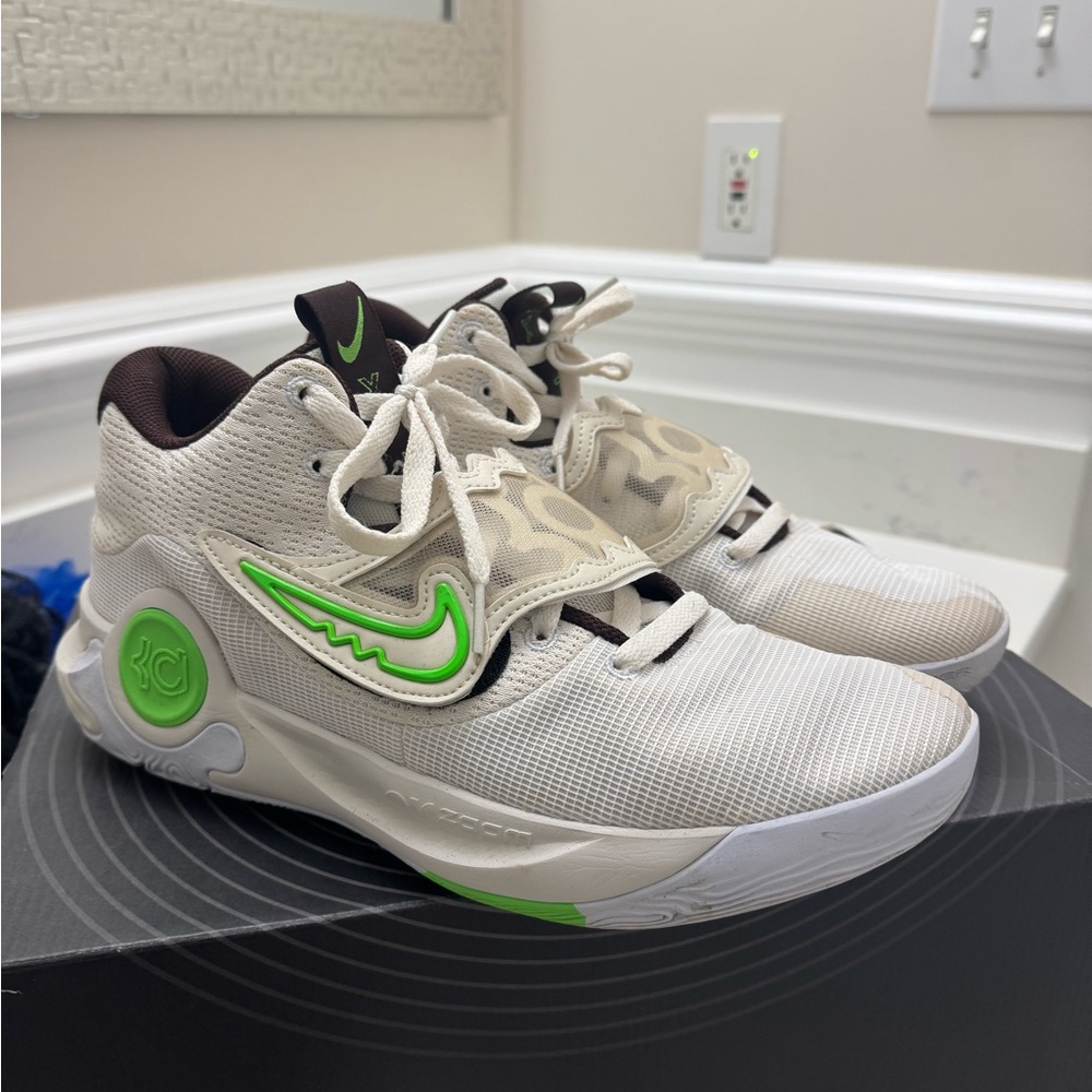 KD Trey 5 X